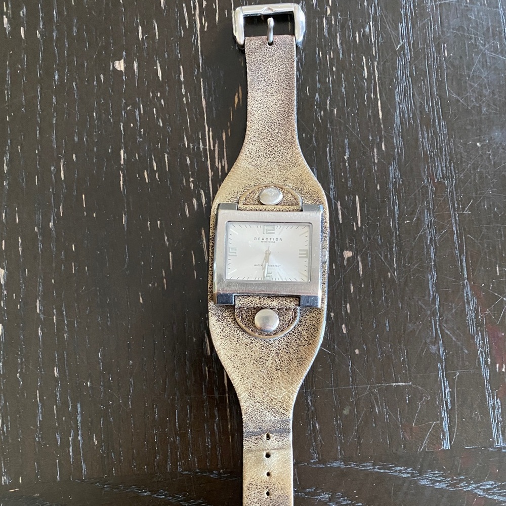 Reaction Kenneth Cole watch in distressed brown leather